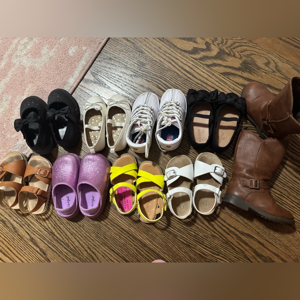 Toddler girls shoes size 6